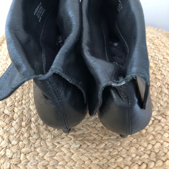Steve Madden ankle booties - Picture 7 of 11